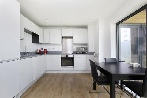 2 bedroom flat for sale, Knightley Walk, London SW18