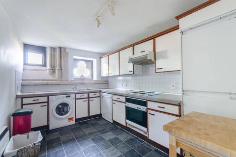 2 bedroom flat to rent, The Avenue, West Ealing, London, W13