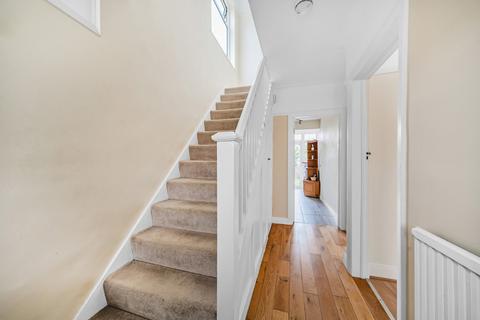 20 Park Gardens, London, NW9 0ES