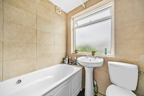 20 Park Gardens, London, NW9 0ES