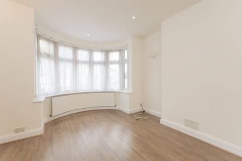 3 bedroom house to rent, Dorchester Avenue, West Harrow, Harrow, HA2