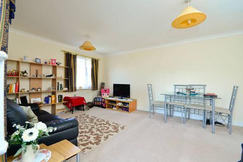 2 bedroom flat to rent, Sheepcote Road, Harrow, HA1