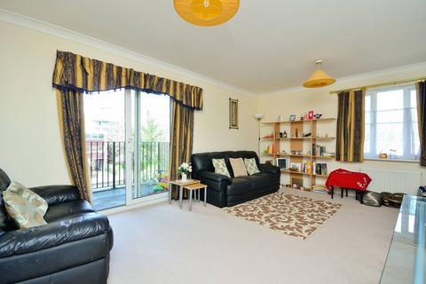 2 bedroom flat to rent, Sheepcote Road, Harrow, HA1