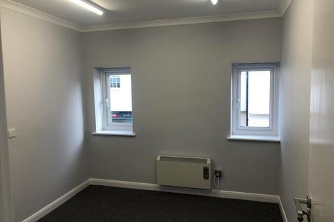 Serviced office to rent, 59-61 High Street,Great Dunmow, Essex