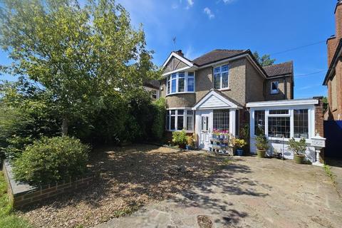 3 bedroom detached house for sale, Halse Road, Brackley