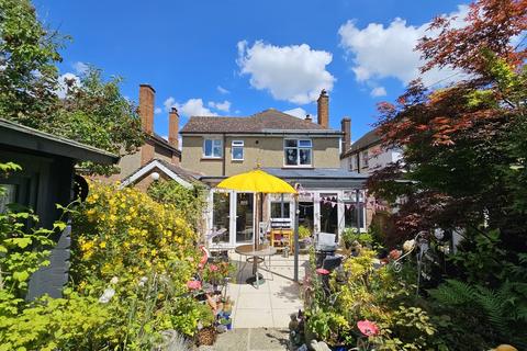 3 bedroom detached house for sale, Halse Road, Brackley