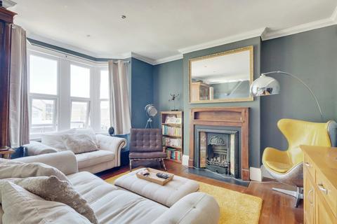 5 Cromer Road, Southend-on-sea, SS1 2DU