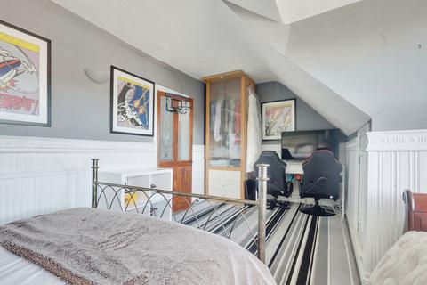 5 Cromer Road, Southend-on-sea, SS1 2DU