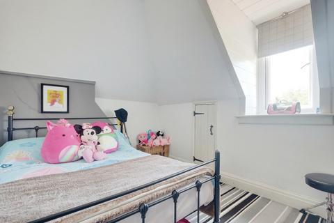 5 Cromer Road, Southend-on-sea, SS1 2DU