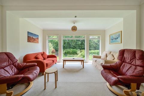93 Deakin Leas, Tonbridge, TN9 2JT