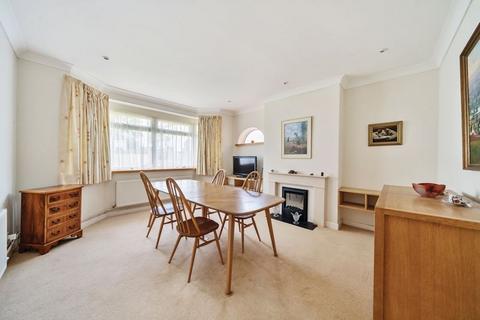 93 Deakin Leas, Tonbridge, TN9 2JT