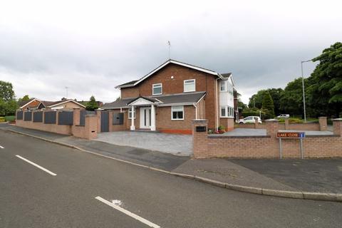 5 bedroom detached house for sale, Lake Close, Walsall