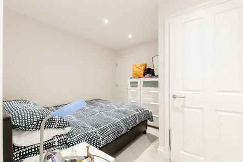 1 bedroom flat to rent, Wentworth Street, Tower Hamlets, London, E1