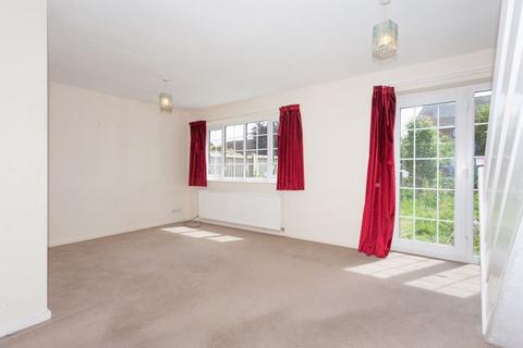 3 bedroom mews for sale, Essex Close, Congleton