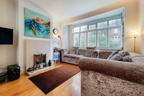 4 bedroom terraced house to rent, Salisbury Road, Wimbledon, London, SW19