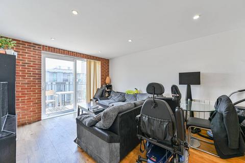 2 bedroom flat to rent, Major Draper Street, Woolwich, London, SE18