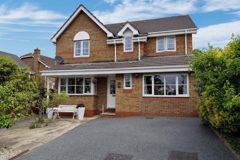4 bedroom detached house for sale, Penmere Drive, Newquay TR7