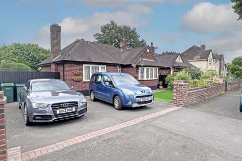 2 bedroom detached bungalow for sale, Beebee Road, Wednesbury