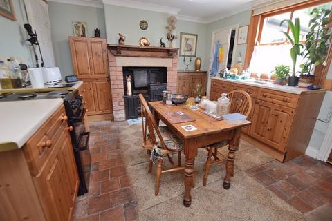 2 bedroom end of terrace house for sale, 4 Holly Cottages, Main Street, Horsington