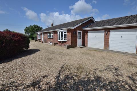 3 bedroom detached bungalow for sale, Westphal, Sandy Bank, New York