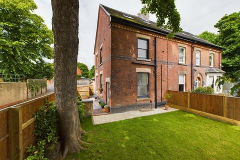 110 Birmingham Road, Lichfield, WS14 9BW