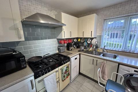 1 Brooklands, Colwyn Bay, LL29 8EN