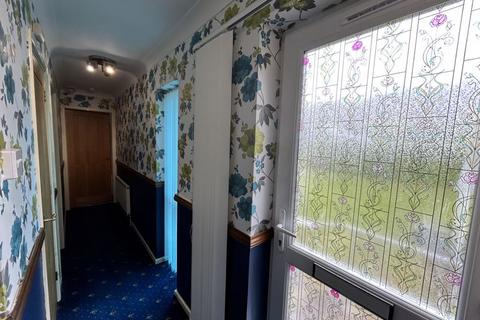 1 Brooklands, Colwyn Bay, LL29 8EN