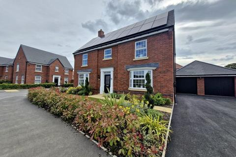 5 bedroom detached house to rent, St. Stephens Way, Fradley, Lichfield