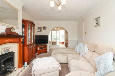 3 bedroom semi-detached house for sale, Yenton Close, Fazeley