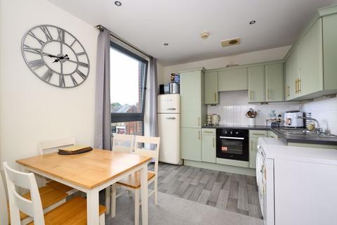 1 bedroom apartment for sale, Guildford Street, Chertsey