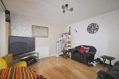 4 bedroom maisonette for sale, Cathay Walk, Northolt