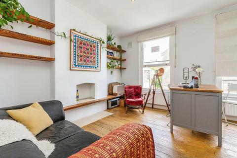 2 bedroom flat to rent, Balfour Road, N5