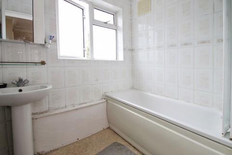 80 The Heights, Northolt, UB5 4BS