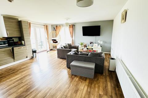 260000 bedroom flat for sale, Fourier Grove, Dartford DA1