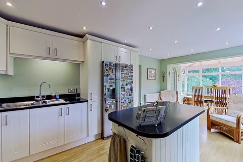 25 Brooks Road, Sutton Coldfield, B72 1HP