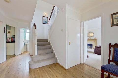 25 Brooks Road, Sutton Coldfield, B72 1HP