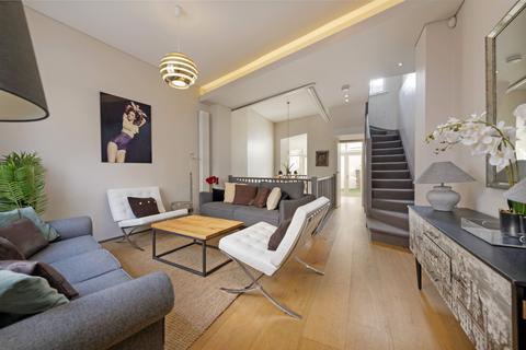 4 bedroom townhouse to rent, Battersea Square, Battersea