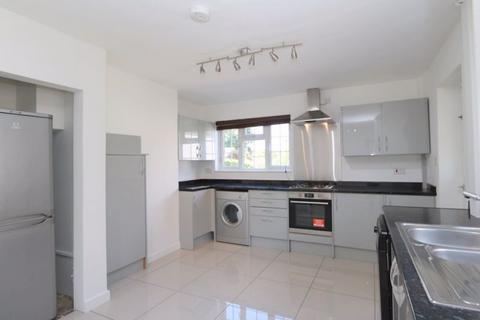 3 School Close, High Wycombe, HP11 1PH