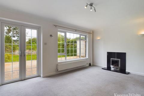 3 School Close, High Wycombe, HP11 1PH