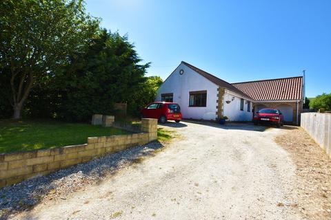 4 bedroom detached bungalow for sale, Scarborough YO11