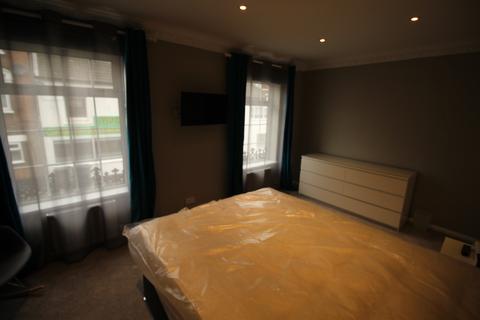 1 bedroom flat to rent, Liverpool Road, Luton, LU1 1RS- room in shared house