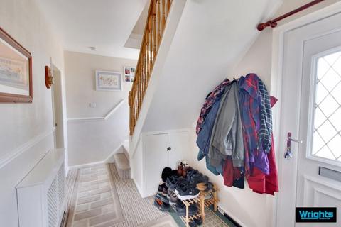 63 Blair Road, Trowbridge, BA14 9JZ