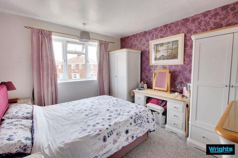 63 Blair Road, Trowbridge, BA14 9JZ