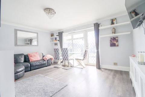 31 Cattawade Link, Basildon, SS14 2QG