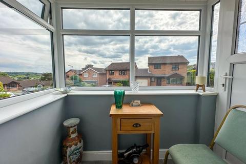 3 Hazel Grove, Leek, ST13 8UU
