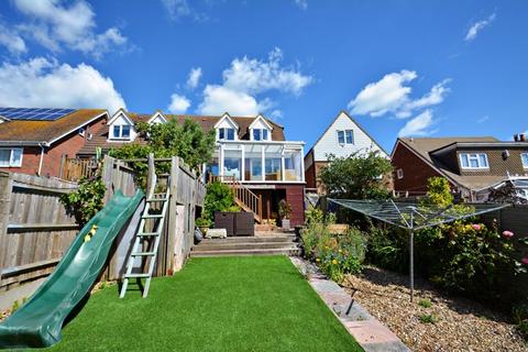 4 bedroom semi-detached house for sale, Sea Approach, Warden Bay.