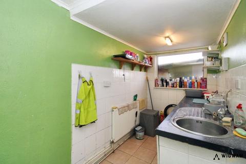 2 bedroom terraced house for sale, Elgar Road, Hull, HU4