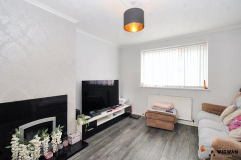 2 bedroom terraced house for sale, Elgar Road, Hull, HU4