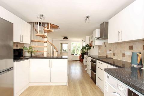 1 bedroom semi-detached house for sale, Ivinghoe