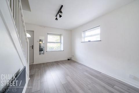 1 bedroom maisonette for sale, St Davids Court, South Street, Romford, RM1